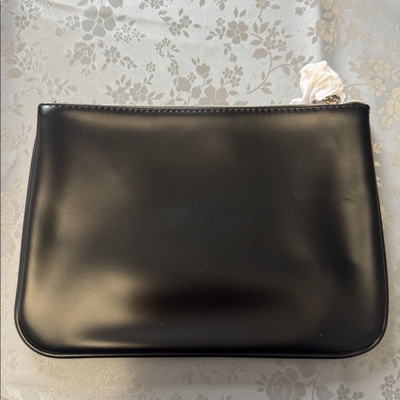 Givenchy Parfums cosmetics case - Picture 4 of 8